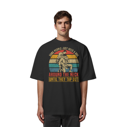 Some People Just Need a Hug – Retro - Organic Oversize Shirt